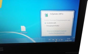 Asus X51L-AP184C  Laptop | 15,4 Zoll WXGA | Intel Core 2 , 2x 2,0 GH - 3GB RAM - 160GB HDD