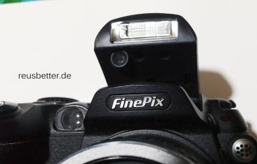 Fujifilm FinePix S5000 Digitalkamera | 10facher optischer Zoom | 1,5" TFT LCD