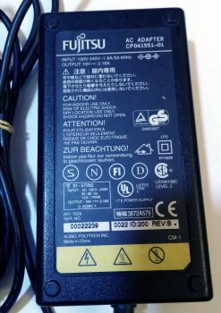 Fujitsu Siemens Notebook Netzteil ❖ CP041551-01❖ 19V-3.16A ❖ Ladekabel