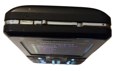 Sony Ericsson K770i UMTS Handy (Triband, Bluetooth, MP3-Player, 3MP-Kamera mit Autofokus, MemoryStickMicro-Kartenslot, Headset) schwarz