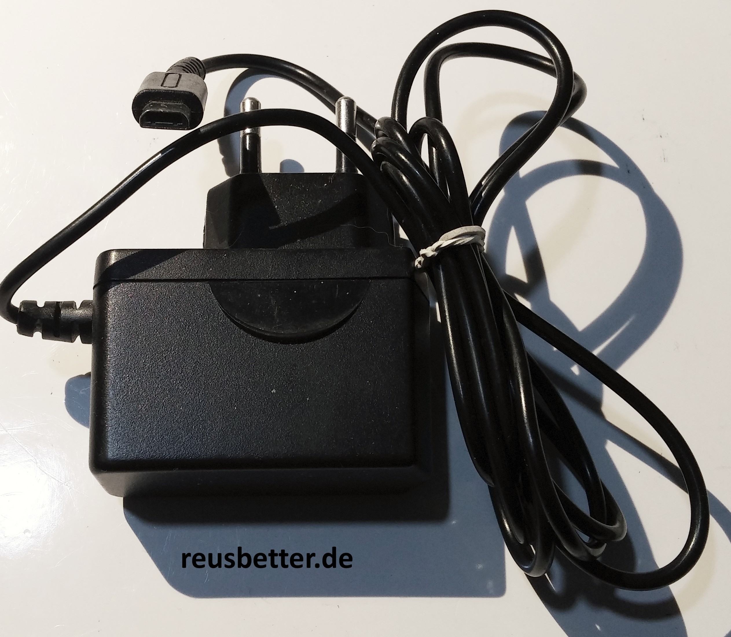https://www.reusbetter.de/images/product_images/original_images/Speedlink-SL-5612-SBK-Nintendo-DS-Light-2.jpg