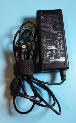 DELTA Electronics - AC Adapter ADP-65DB  -19V - 3.42A - Notebook Netzteil