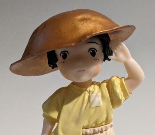 Das letzte Glühwürmchen Setsuko Figur mit Helm und Verpackung Studio Ghibli