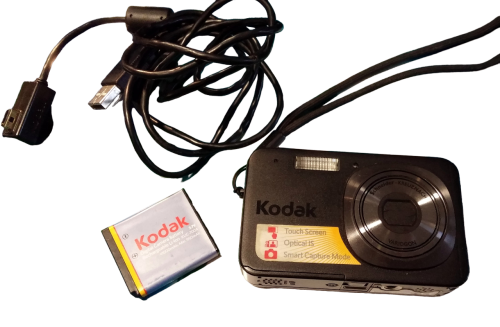KODAK EASYSHARE V1073 Digitalkamera  -  HD -Touchscreen
