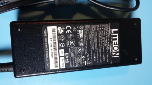 Toshiba Notebook Netzteil ❖ LITEON AC Adapter PA-1750-08 ❖ 15V