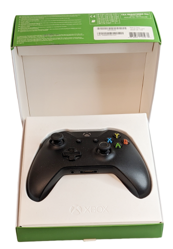 Microsoft 4N6-00002 Xbox Wireless Controller + Kabel - Model 1708