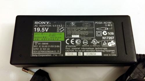 Sony Notebook Netzteil ❖ AC Adapter PCGA-AC 19V ❖ Delta Electronics 19.5V