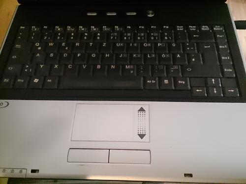 Fujitsu Siemens Amilo A7640W Notebook | AMD Athlon 3000+ | 15 Zoll